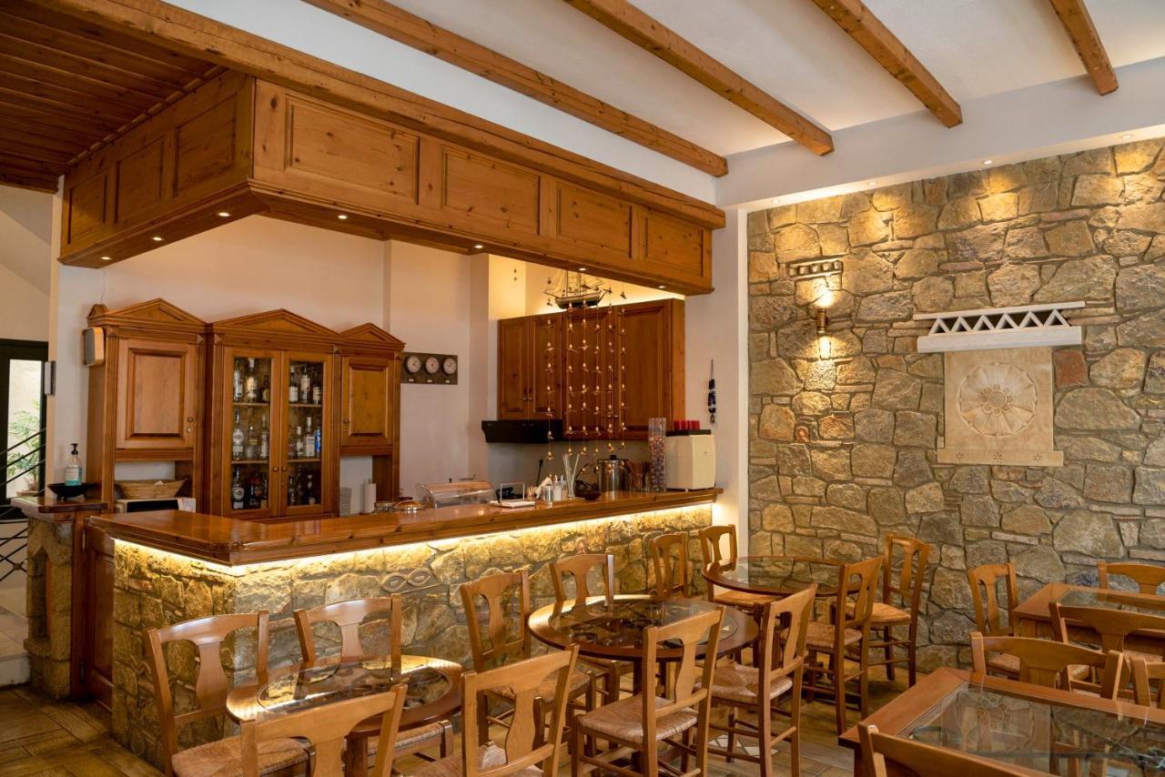 Artemis Hotel Делфи Екстериор снимка
