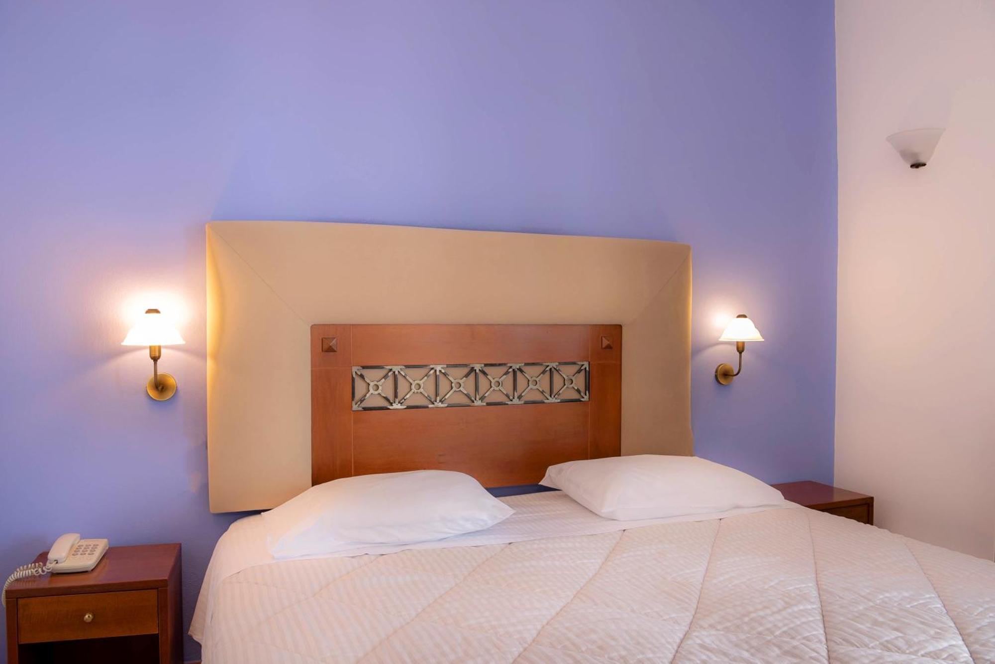 Artemis Hotel Делфи Екстериор снимка