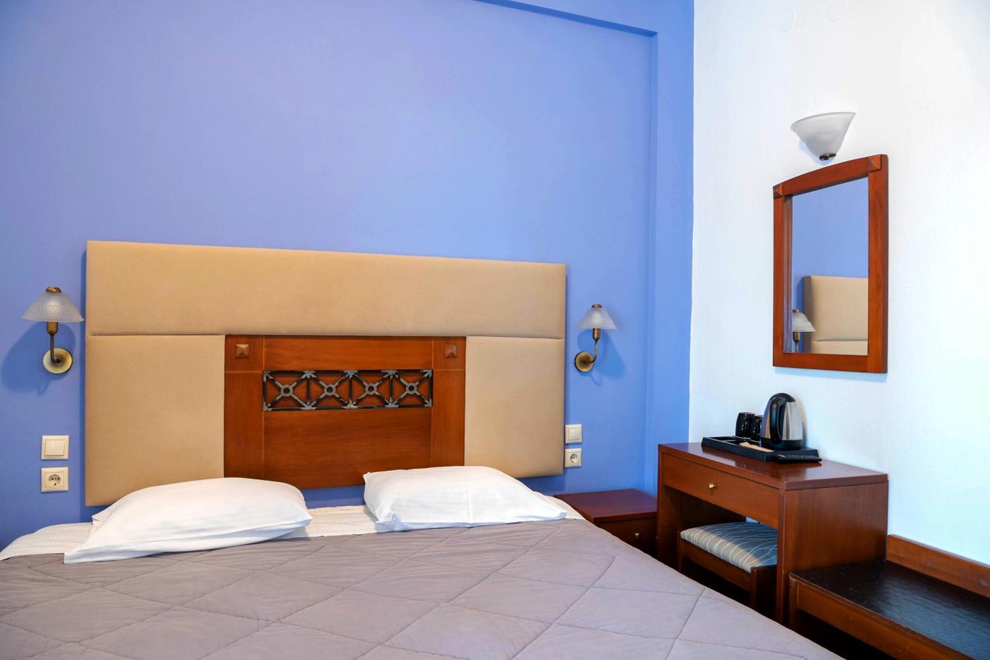 Artemis Hotel Делфи Екстериор снимка
